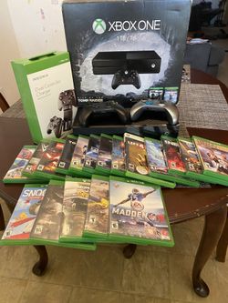 Xbox One Tomeraider Limited Edition 1tb With 18 Games And Limited Edition Halo Controller