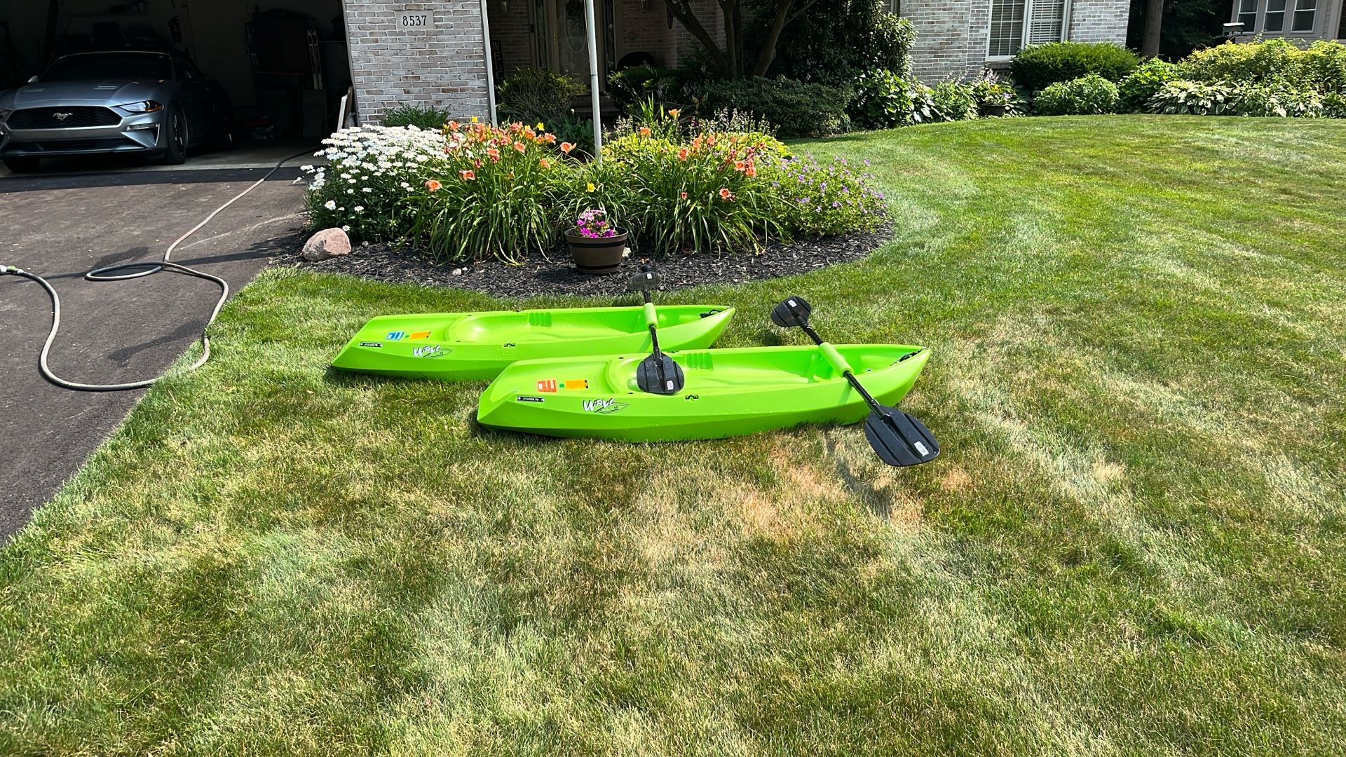 Lifetime Youth Kayak (with Paddle)