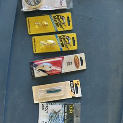 New Fishing Lures And Accessories Bundle