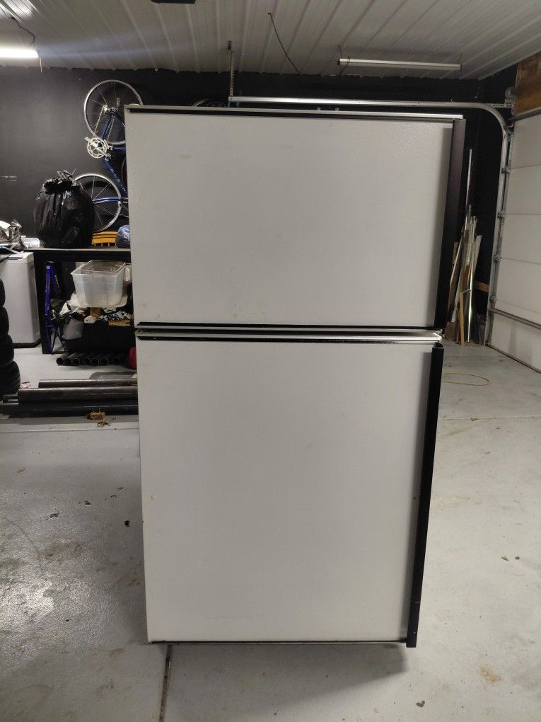 Refrigerador For Sale