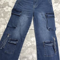 Mid Rise Cargo Jeans Size 7