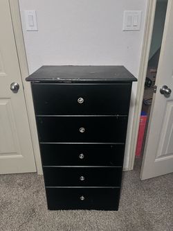 Black 5 drawer dresser
