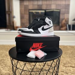 Jordan 1 Stage Haze Size 9 Used Once