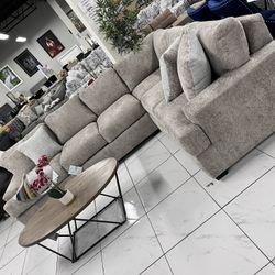“L” Shape Sectional ✨ Easy Financing Available ✨ No Credit Needed