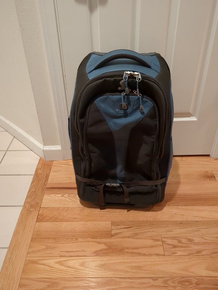 REI Rolling Suitcase/ Luggage Backpack