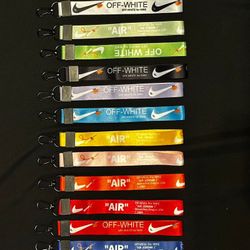 Off-white Keychain 