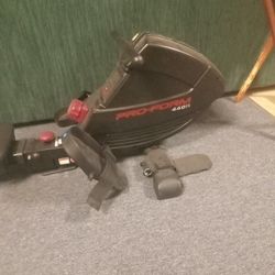Rowing MACHINE Pro Form 440r