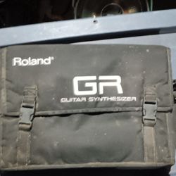 Roland Gr1 Guitar Synthasizer 