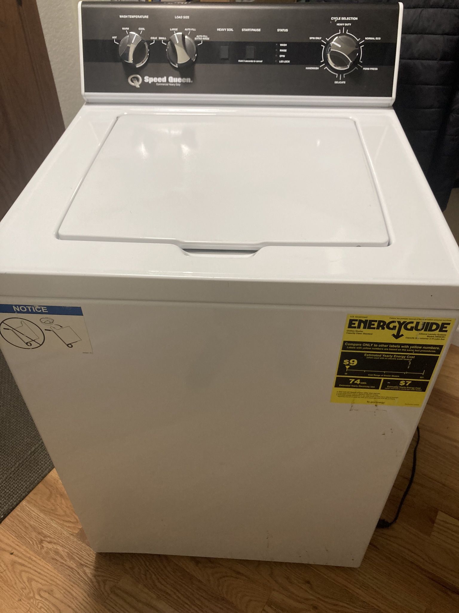 Speed Queen Washing Machine (3.2 Cu Ft)