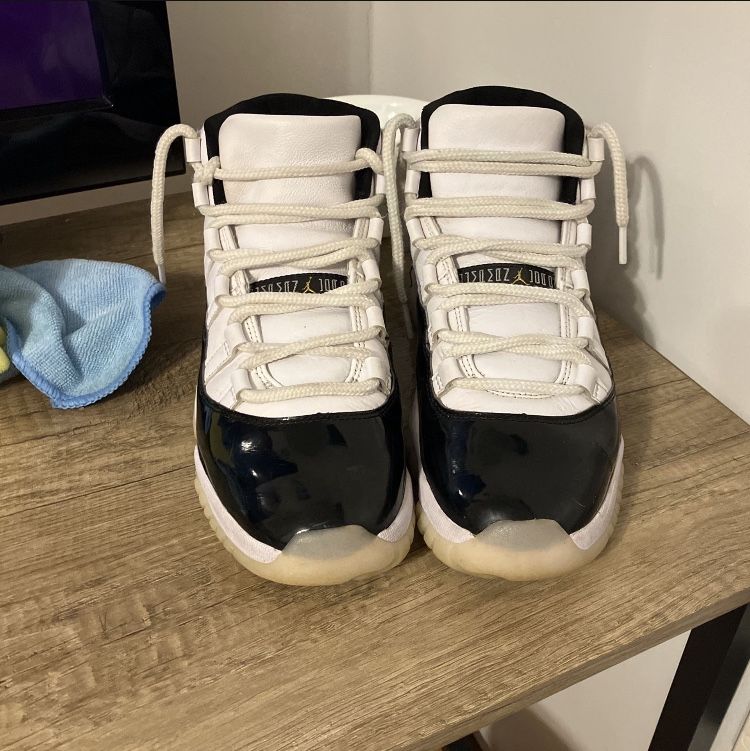 Jordan 11 Size 8