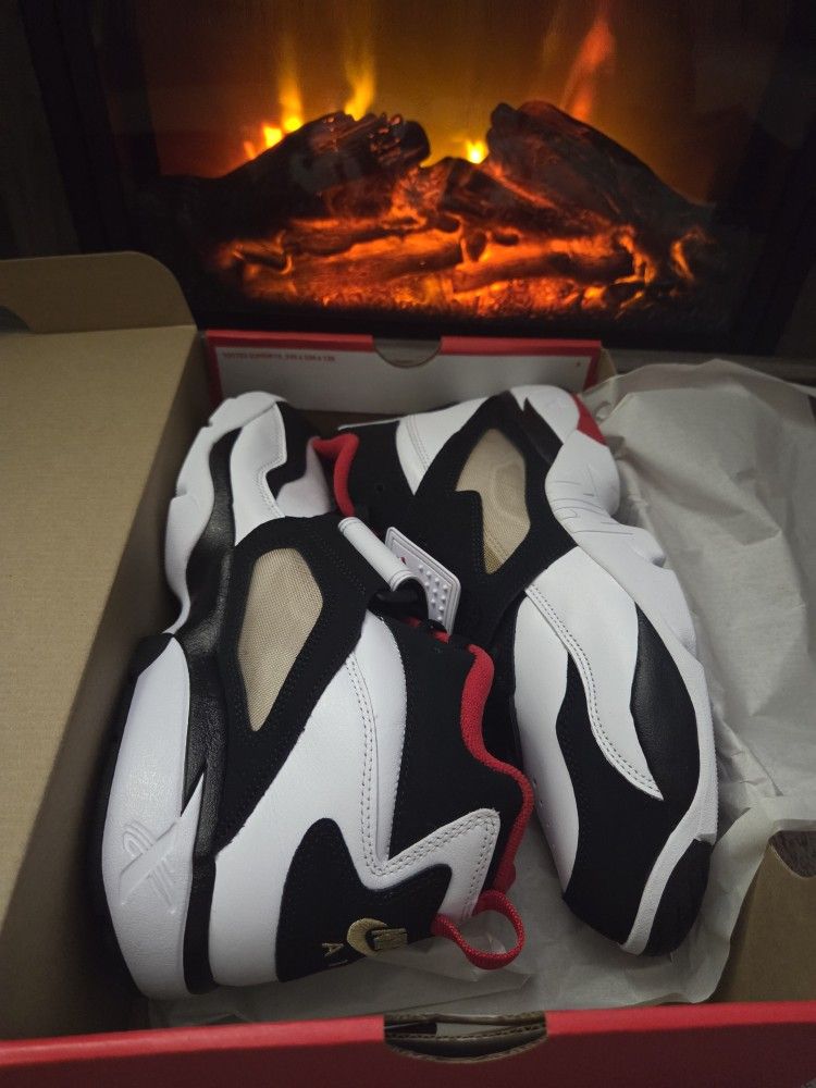 $220/OBO. Sz:10 Nike Air 💎Turf 49ers