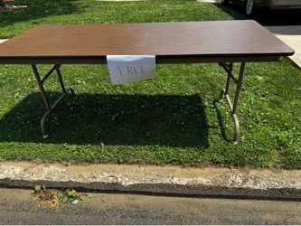folding table