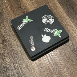 PLAYSTATION 4 (PS4) CONSOLE 1TB 