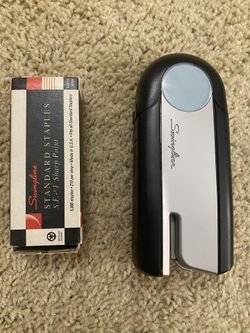 Swingline Electric Stapler