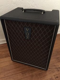 The VOX Showroom - The Vox T-25 Bass Amplifier