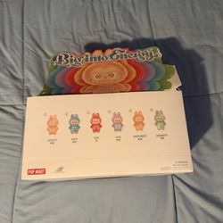 Big Into Energy Monster Labubu