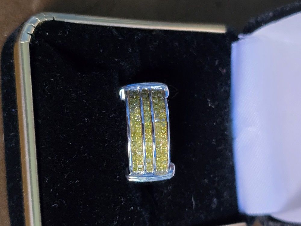 2ctw Yellow Princess Cut Diamond Ring