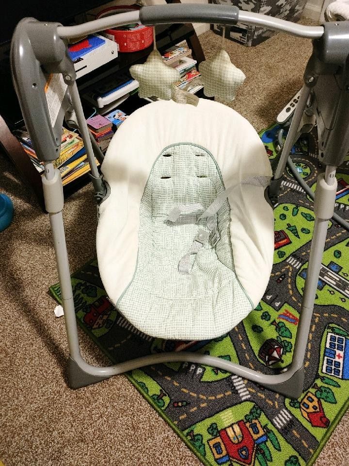 Graco Soothe And Swing