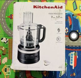 NEW KitchenAid 7-Cup Food Processor, Black Matte, KFP0718