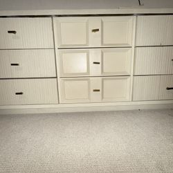9 Drawer Dresser