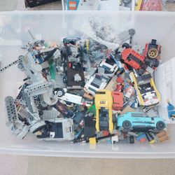 Assorted Legos 