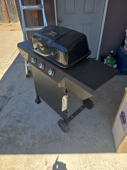 Brand new Mega Master 3 burner grill