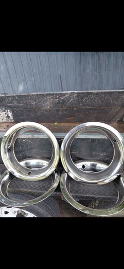 Chevrolet set of 4 wheel beauty rings 15inx 3inW new