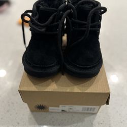 Black Ugg Boots 