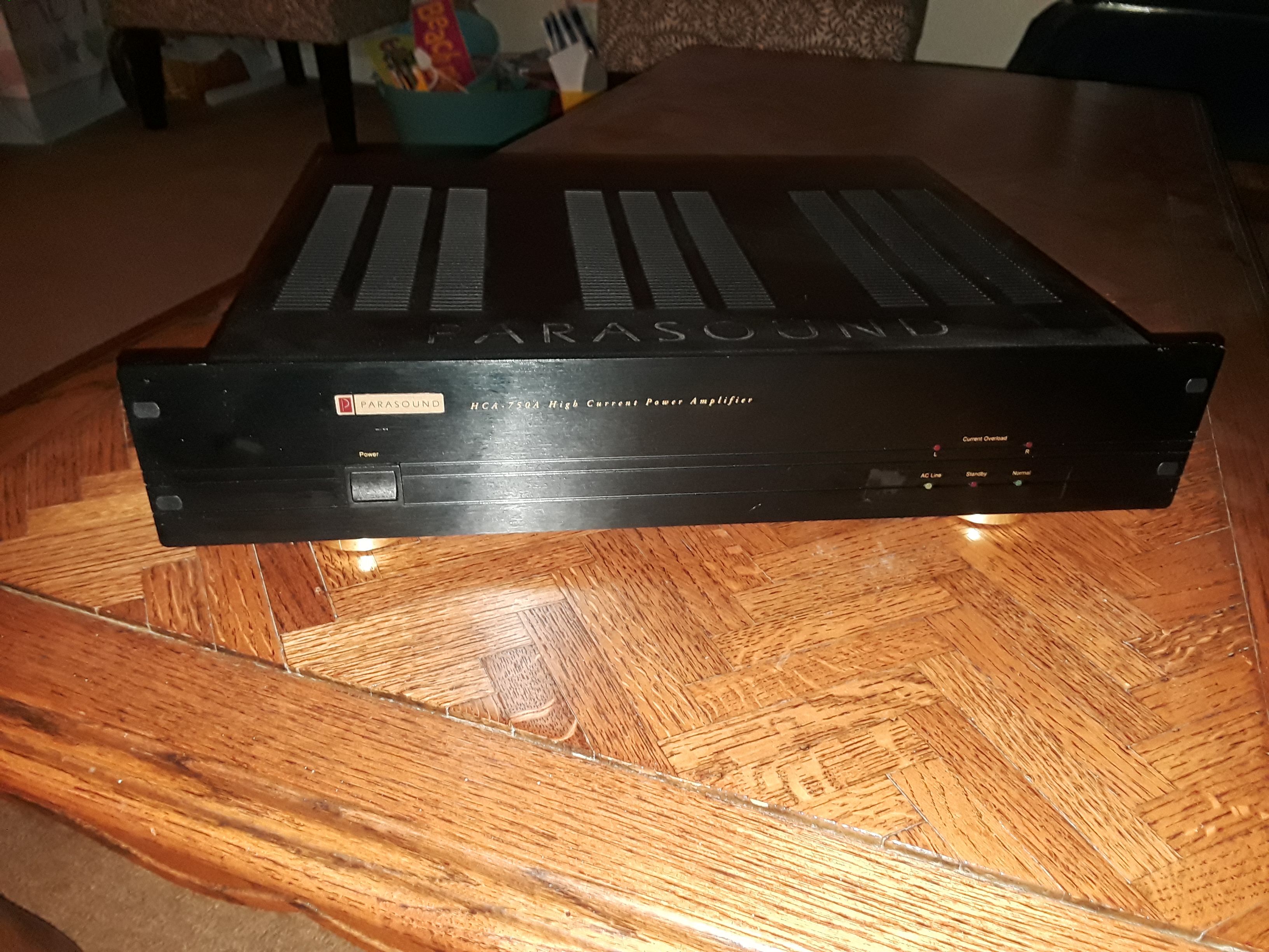 Parasound HCA-750A high current power amplifier