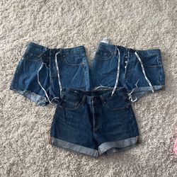Woman’s 3 Pairs Of Levi Jean Shirts 