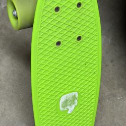 Green Mini Cruiser Skateboard – Great Condition