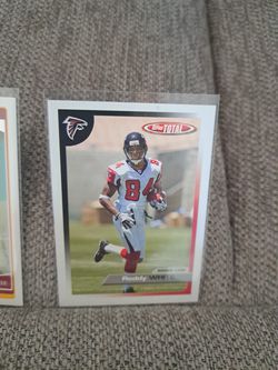 Lot Of 6 NFL Trading Cards Thumbnail