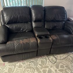 Reclining Leather sofa/love seat