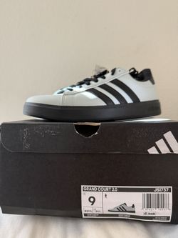 Adidas Grand Court 2.0 Size 9