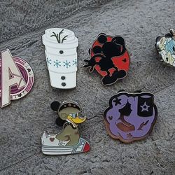 LOT OF DISNEYLAND PINS
