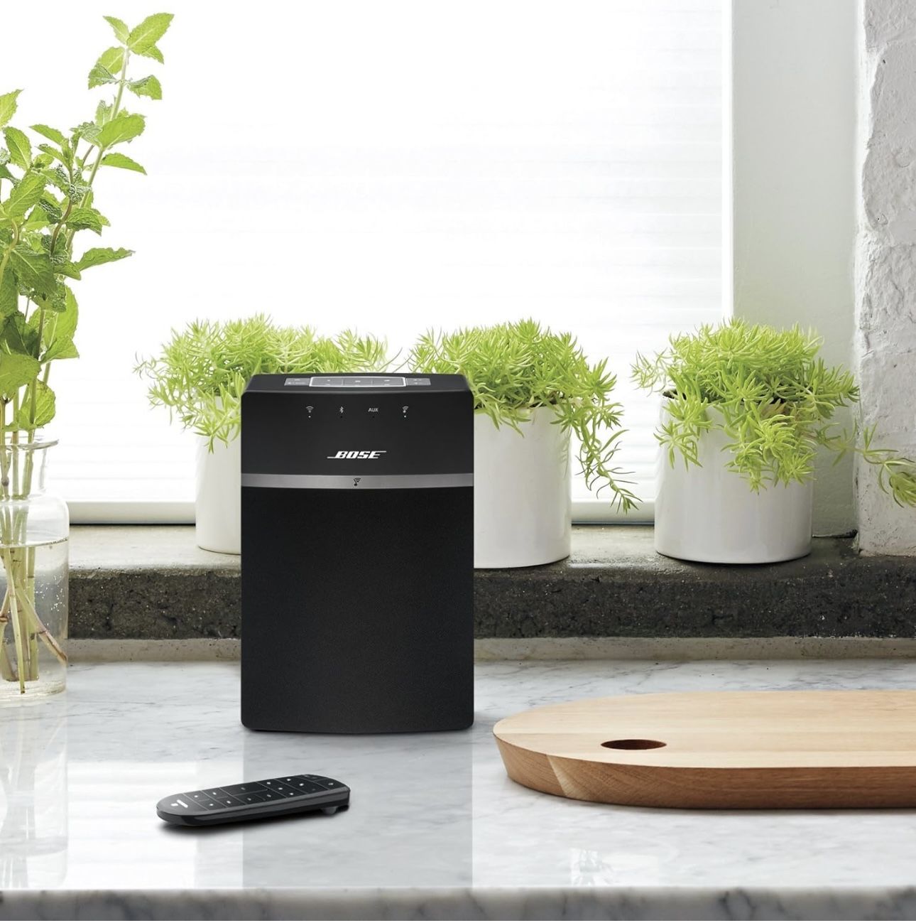 BOSE SoundTouch 10 Wireless Speaker, Compatible with Alexa