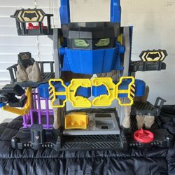 Imaginext DC Super Friends Robo Batcave playset from Fisher-Price. 