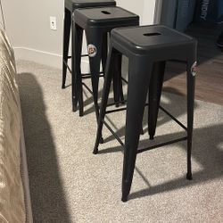 Bar Stools 