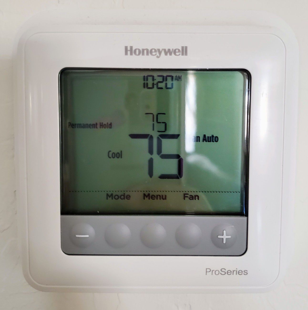 Like new Honeywell Pro Series Thermostat