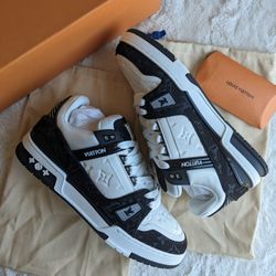 Louis Vuitton Trainer Sneakers - Size 10