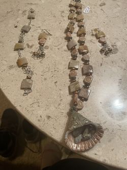 Stones And Shell Necklace