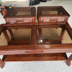 Coffee table set