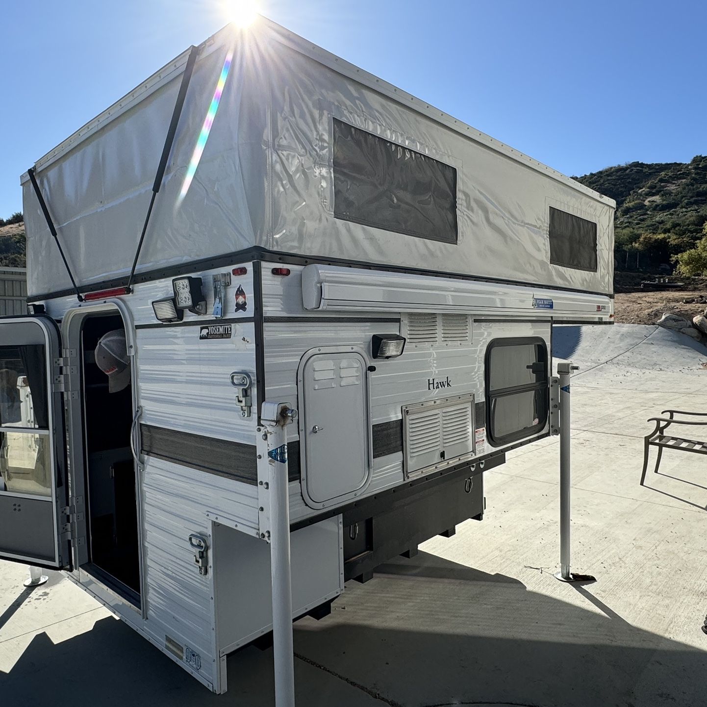 Four Wheel Pop-up CAMPER