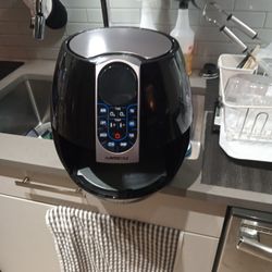 AIR FRYER 