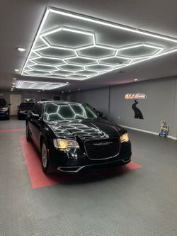 2016 Chrysler 300