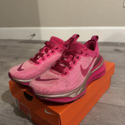 Nike Invincible Run 3