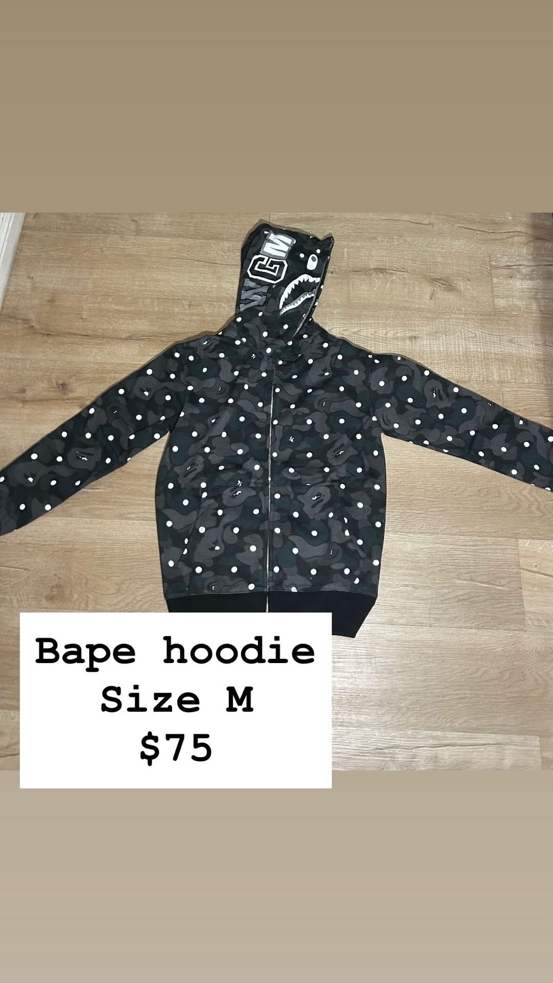 Bape sweater size M send offers