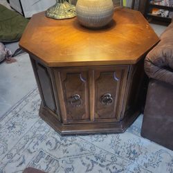 End Tables Set