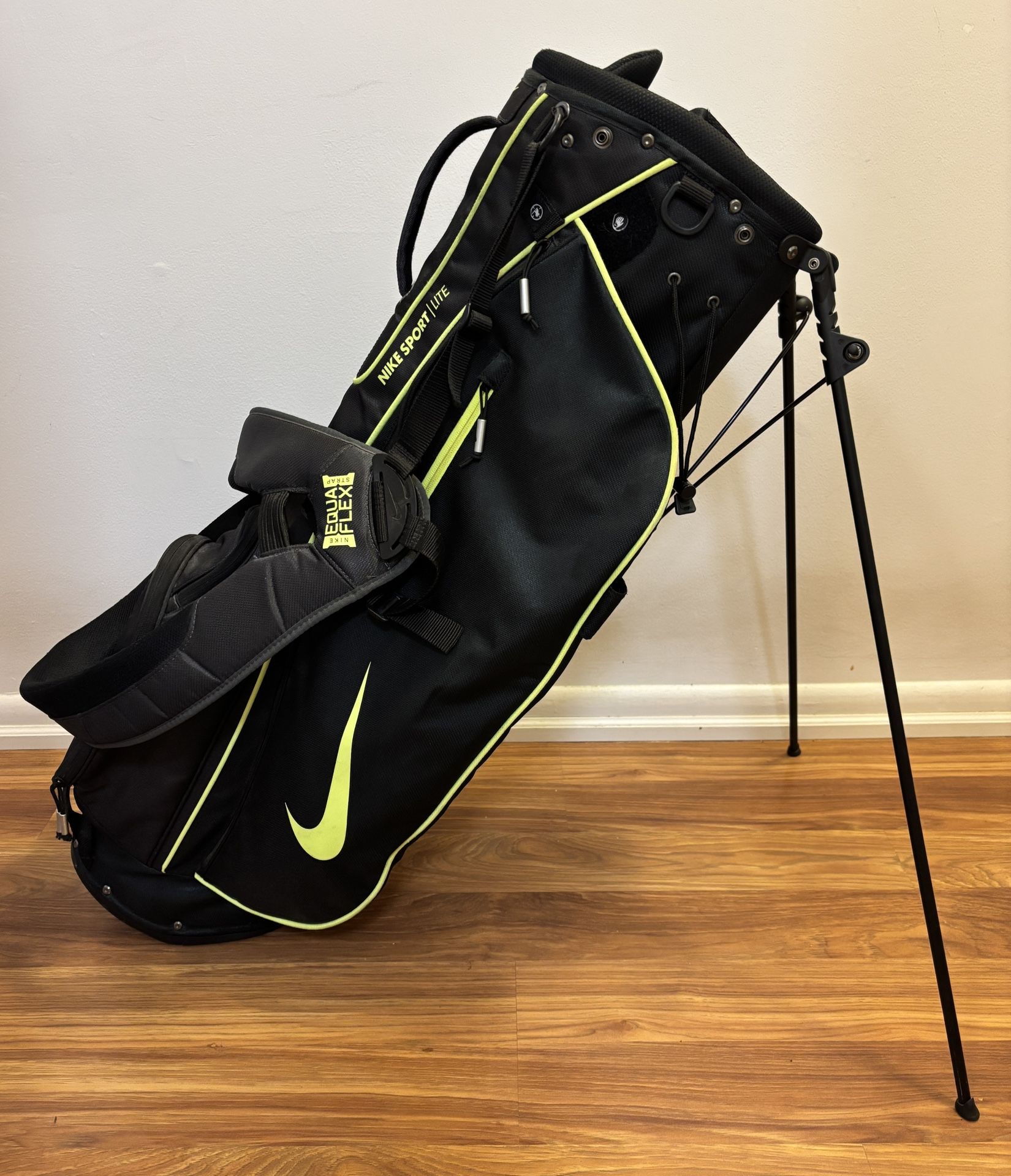 Nike Sport Lite Carry Golf Bag Black Volt