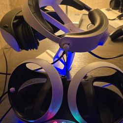 PSVR2 + Headset Stand + Charging Station For Controllers